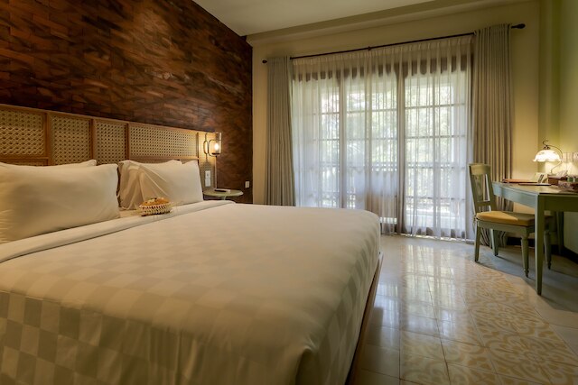 フォーティーンローズブティックホテルレギャン