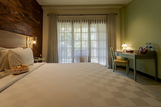 フォーティーンローズブティックホテルレギャン