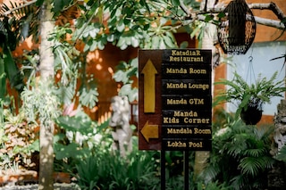 フォーティーンローズブティックホテルレギャン