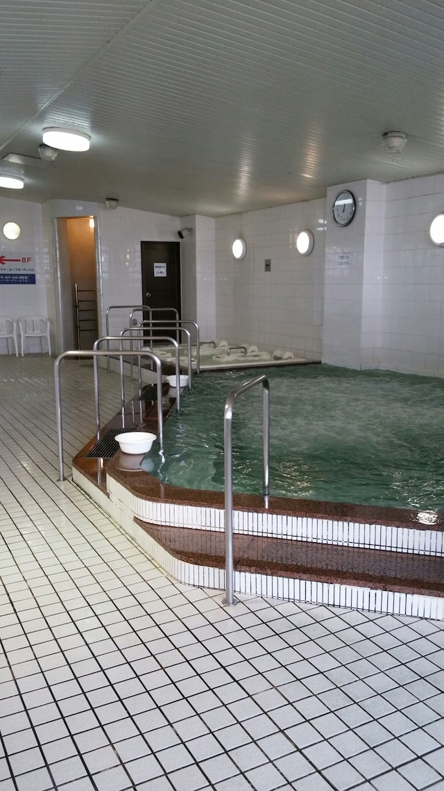 カプセル＆スパ グランドサウナ広島 - 男性専用