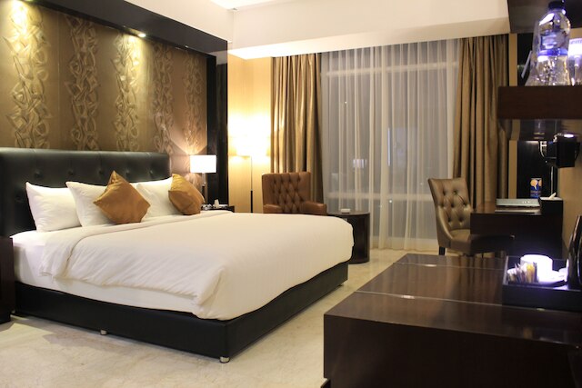 グランド メルキュール ソロ バル