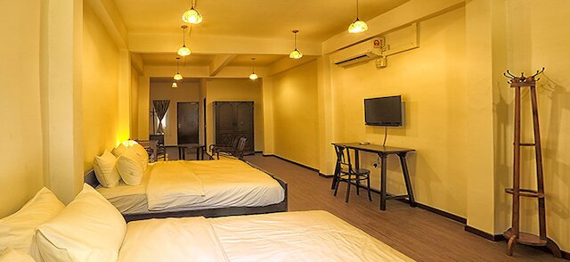 ヘーレン バイ ザ リバー