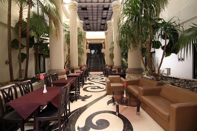 ザ アリアンテ ホテル