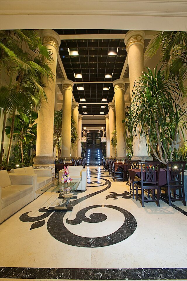 ザ アリアンテ ホテル