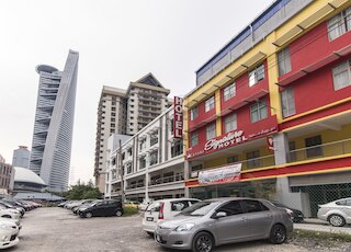 シグネチャー ホテル アット バンサール サウス