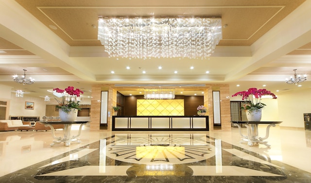 ホテル モダン プリ