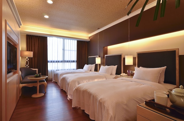 ホテル モダン プリ