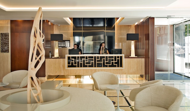 トゥリム サルダナ ホテル