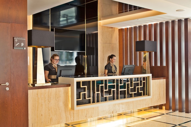 トゥリム サルダナ ホテル