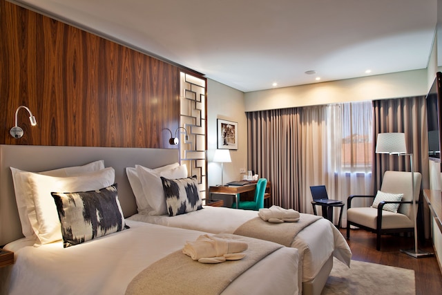 トゥリム サルダナ ホテル