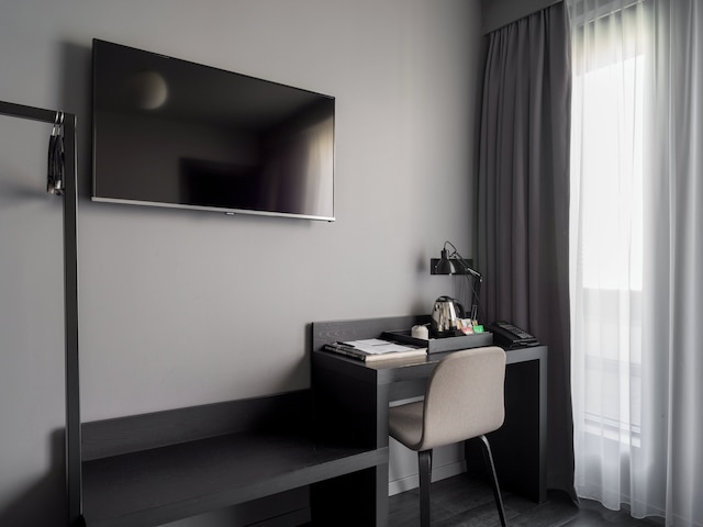 スカッジ ホテル バイ ケアホテルズ