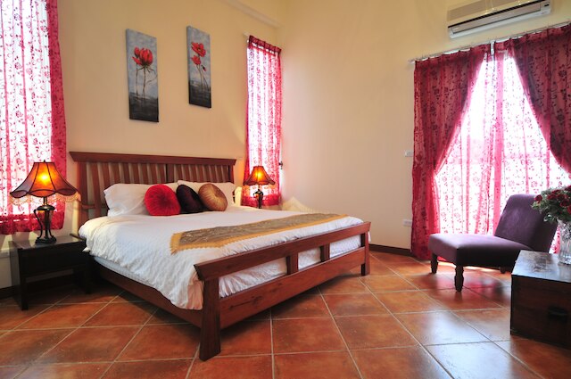 フル サン ハウス B&B