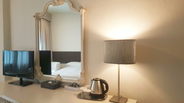 インサドン クラウン ホテル