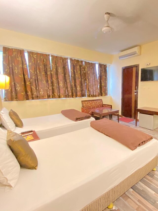 アストリア ホテル