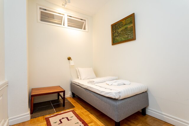 アパートダイレクト ガムラ スタン II