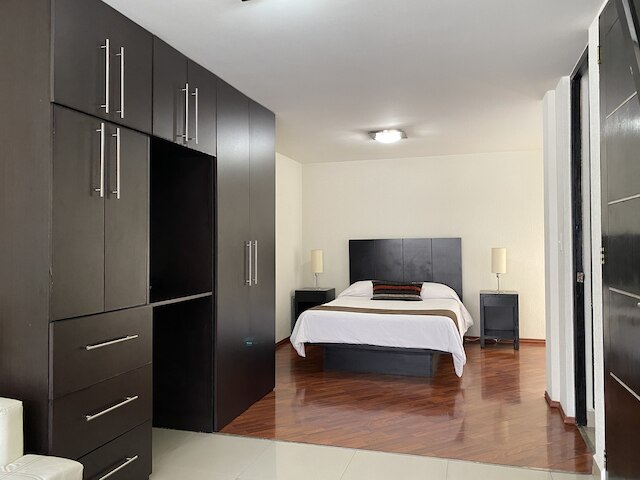 グルポ キングス スイーツ チンボラゾ