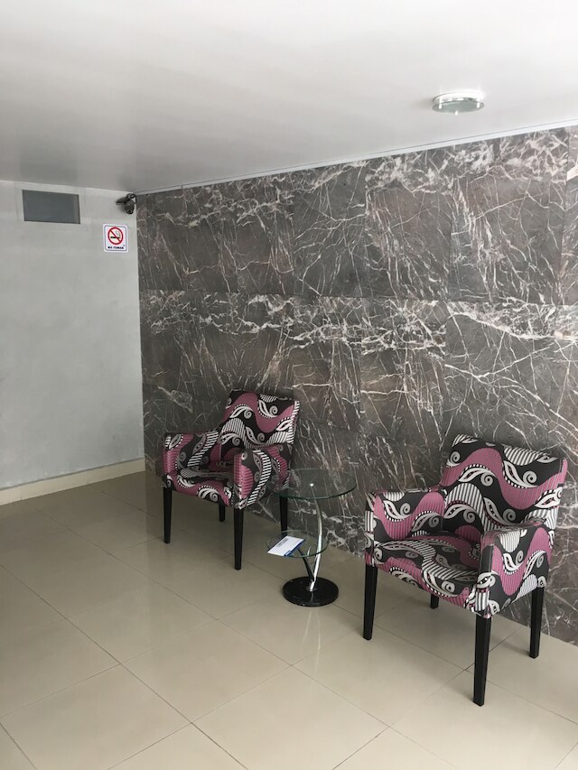 グルポ キングス スイーツ チンボラゾ