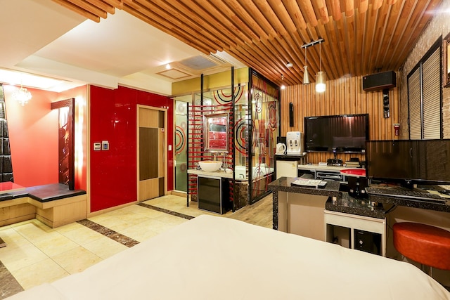 コアム ツーリスト ホテル