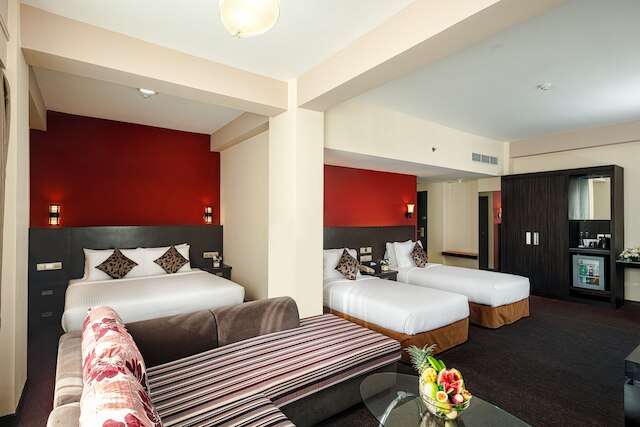 パール グランド バイ ラスナ