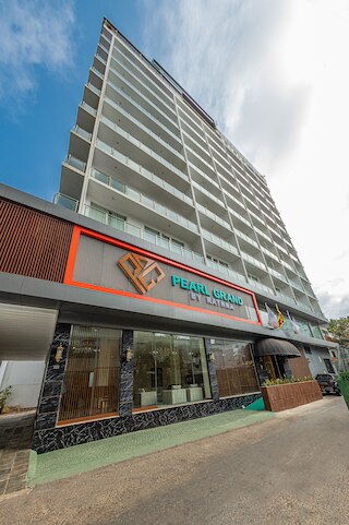 パール グランド バイ ラスナ