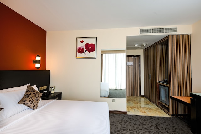 パール グランド バイ ラスナ