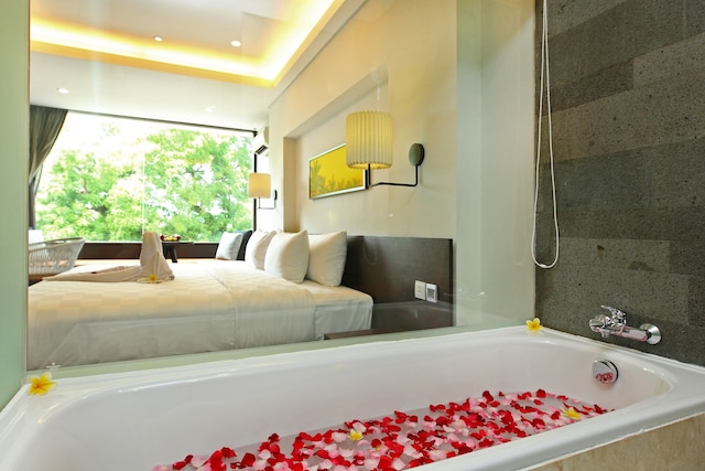 ウォーターマークホテル＆スパ ジンバラン バリ