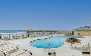 オーシャンフロント コンド ウィズ アメイジング ビューズ プール ホットタブ