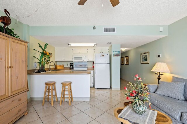 スイート サンライズ オーシャンフロント コンド ウィズ プール ホット タブ