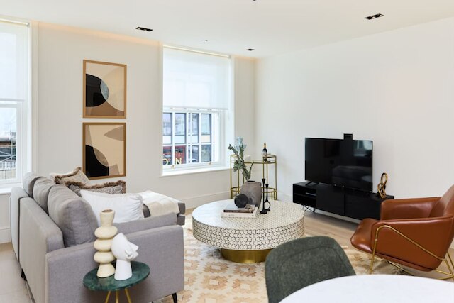 ザ ノッティングヒル ゲート ワンダー - モダン 2ベッドルーム フラット