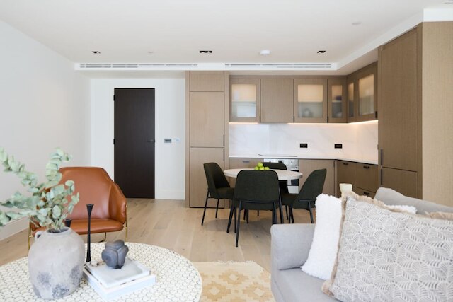 ザ ノッティングヒル ゲート ワンダー - モダン 2ベッドルーム フラット