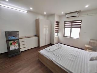 エラ アパートメント ハム ロング