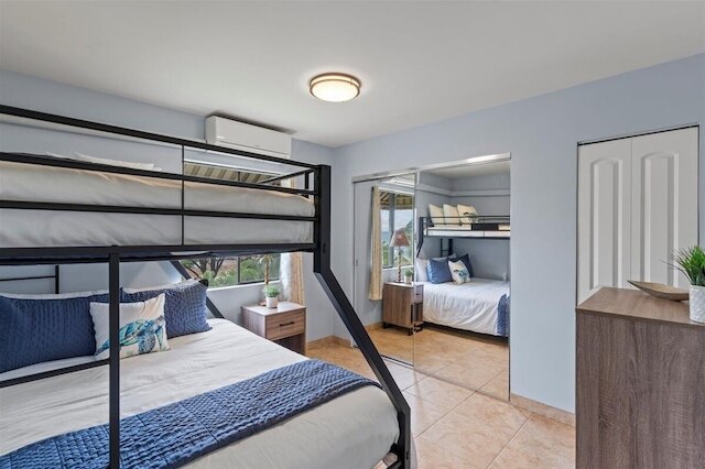 パシフィック ショアーズ A315 2 ベッドルーム コンド