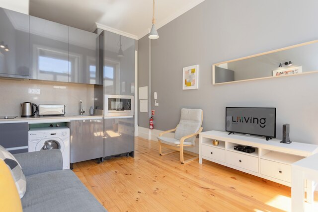 リビング イン ポルト-シルバー ライト アパートメント