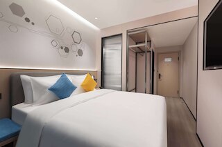 Microtel By Wyndham Xian Beilin