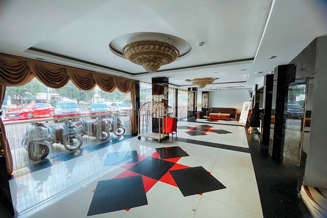 ラッキー スター ホテル ニア ハーバー ベイ バタム