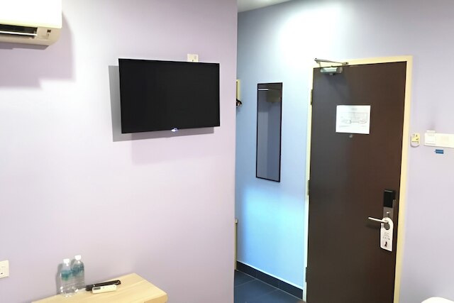 YP ブティック ホテル, パラダイム モール ペタリン ジャヤ