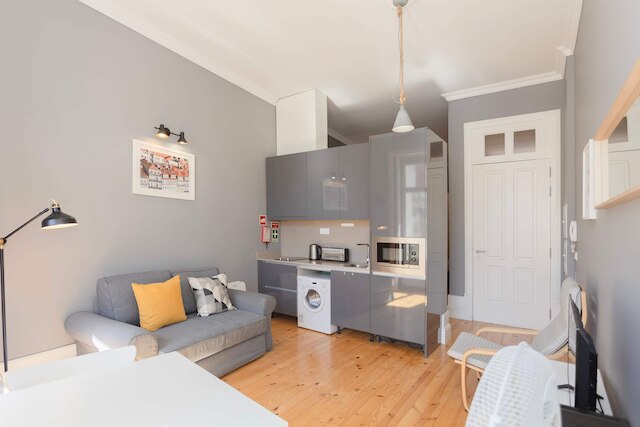 リビング イン ポルト - シルバー ライト アパートメント