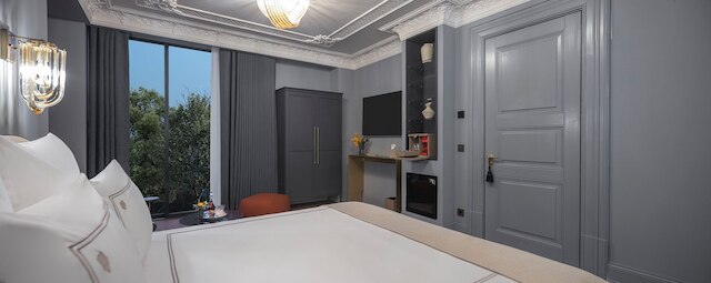 コマナ オテル ビンビルディレック