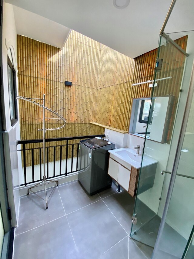 ルーシー ホテル & アパートメント