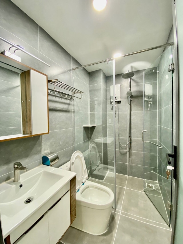 ルーシー ホテル & アパートメント