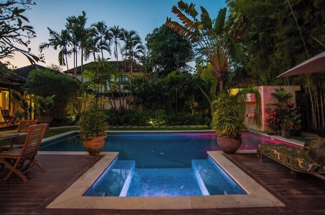 ヴィラ フローラ スミニャック