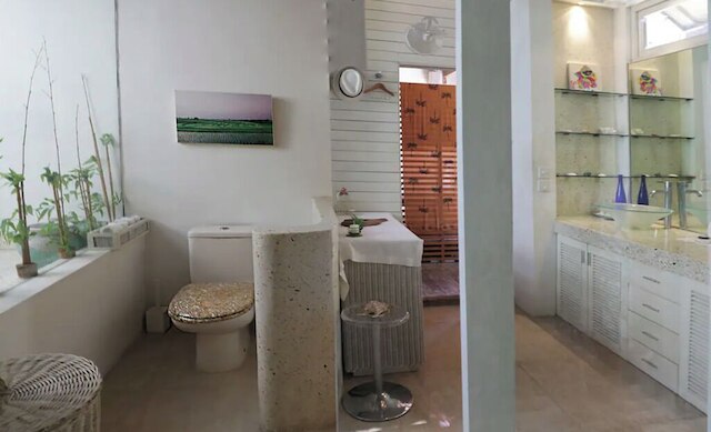 ヴィラ フローラ スミニャック