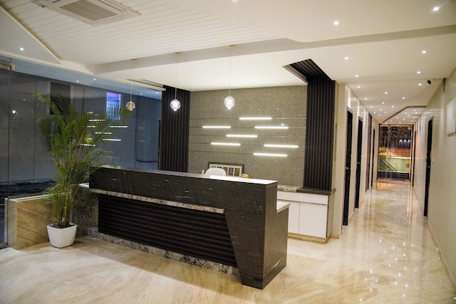 サン シャイン オテル