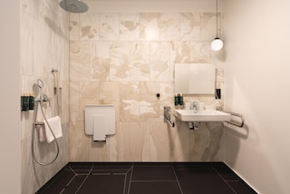 フラネール ホテル, ワールドホテルズ クラフテッド