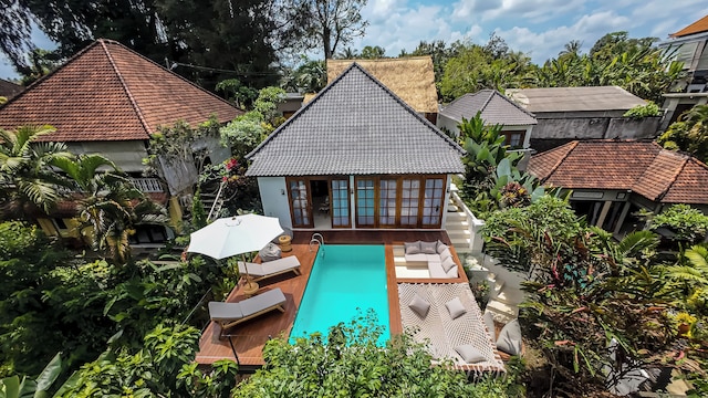 ハンギング ガーデンズ ヴィラ バイ EVDEkimi - エレガント 3ベッドルーム ジャングル オアシス ウィズ ハンモック