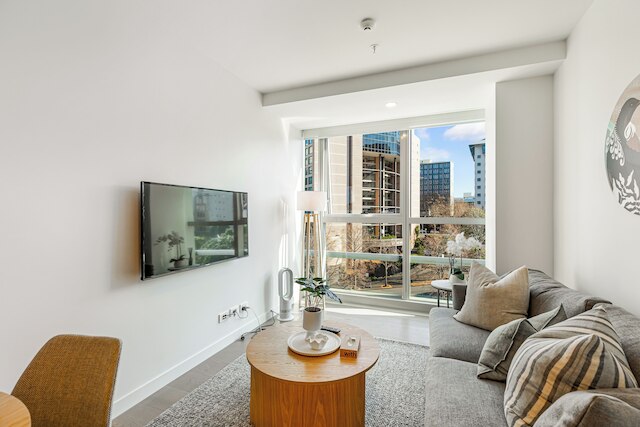 シック セントラル アパートメント ウィズ ジム and プール by ゾディアック ステイズ