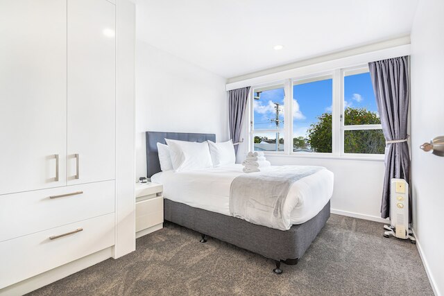 エラーズリー 3ベッドルーム ハウス | フレッシュ リノ | ゾディアック ステイズ