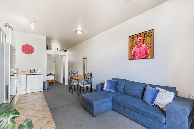 1ベッドルーム グレイ リン ヘイブン + パーキング、バルコニー ゾディアック ステイズ