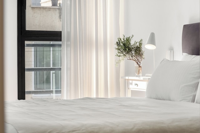 サニー シック イン TLV センター バイ シー アンド レント