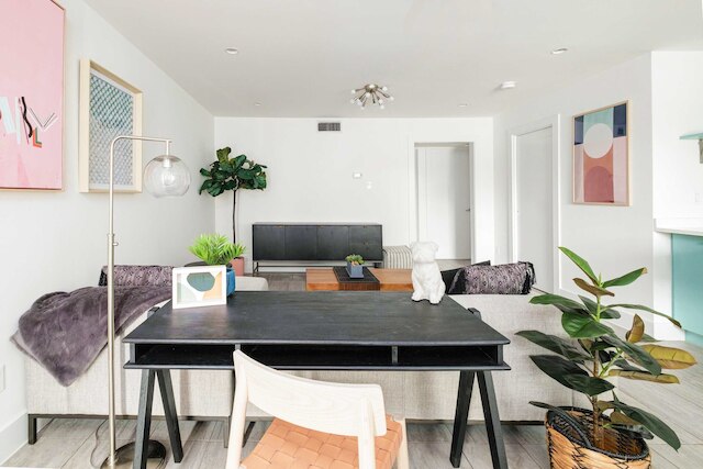 アップステイ - シック クラークスビル コンド ニア ダウンタウン オースティン